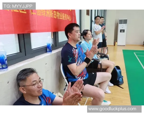 杭州羽毛球队的力量变革引发热议展现竞技精神与团队协作的新高度