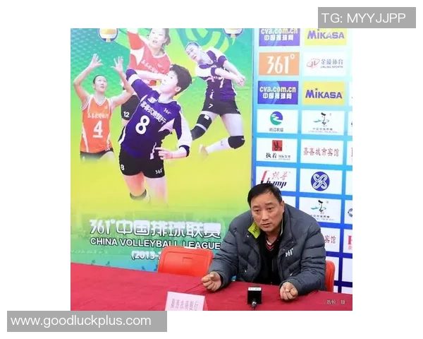 深圳排球队以52分领跑冠军赛积分榜展现强大实力和竞争优势